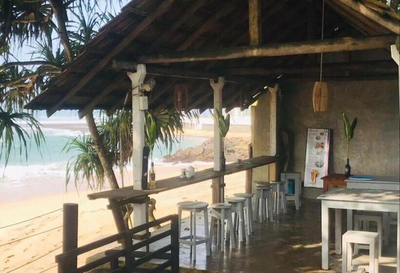 Sooriya Villa 탈페 외부 사진