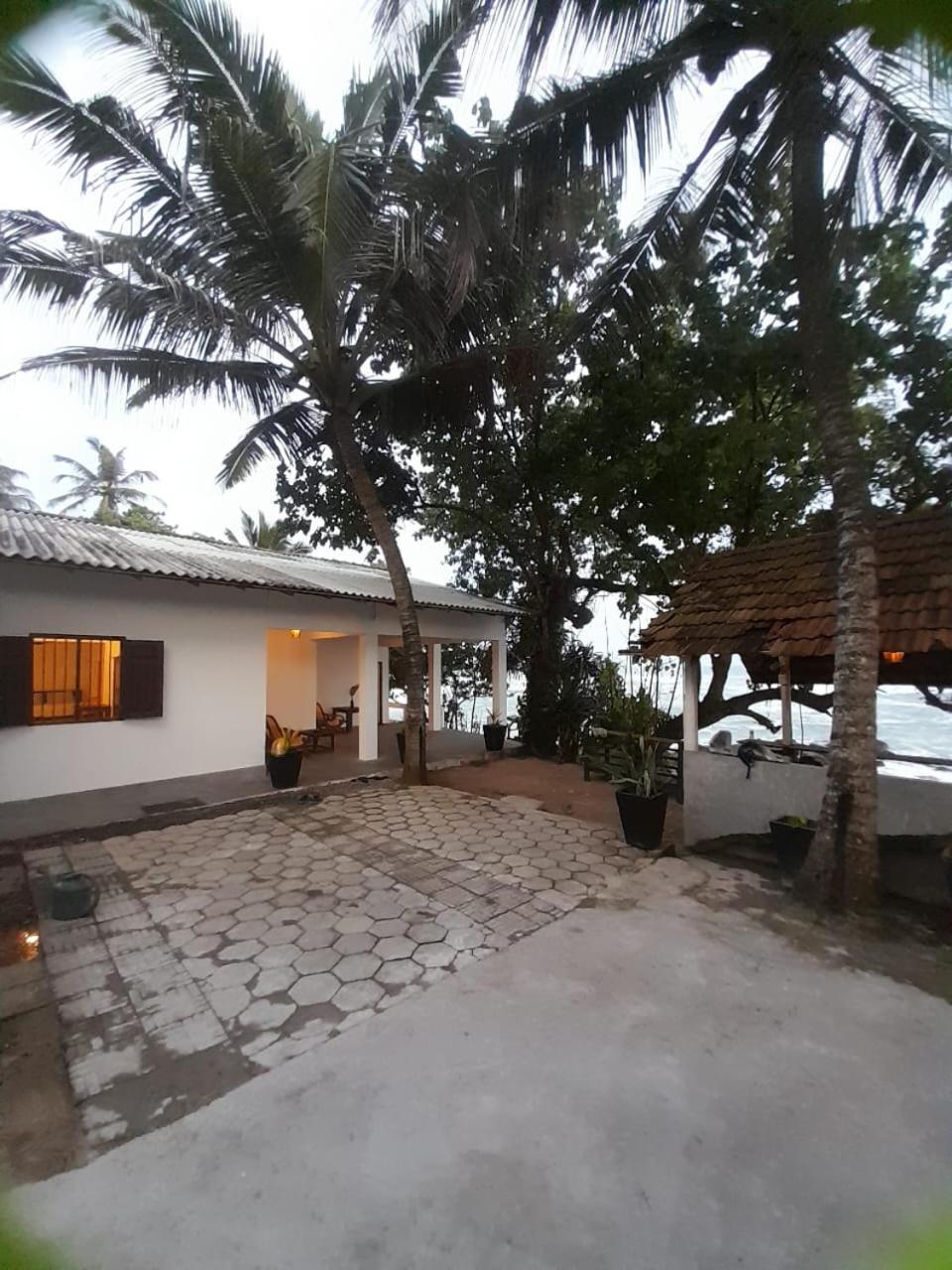 Sooriya Villa 탈페 외부 사진