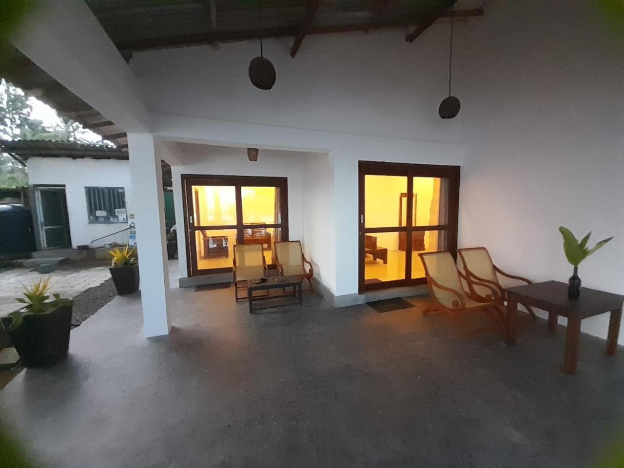 Sooriya Villa 탈페 외부 사진