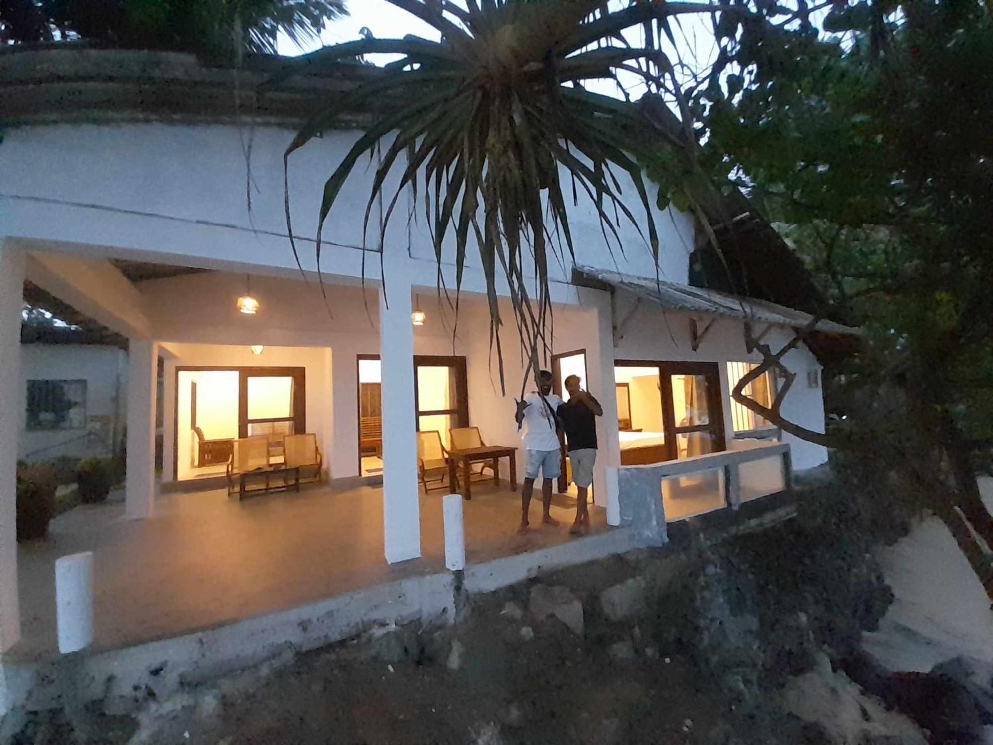 Sooriya Villa 탈페 외부 사진