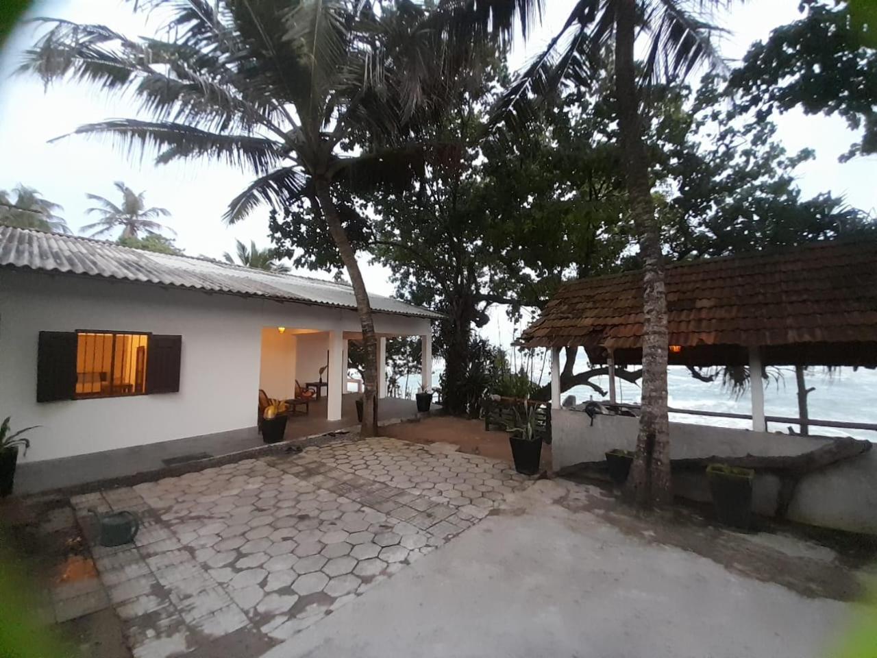 Sooriya Villa 탈페 외부 사진